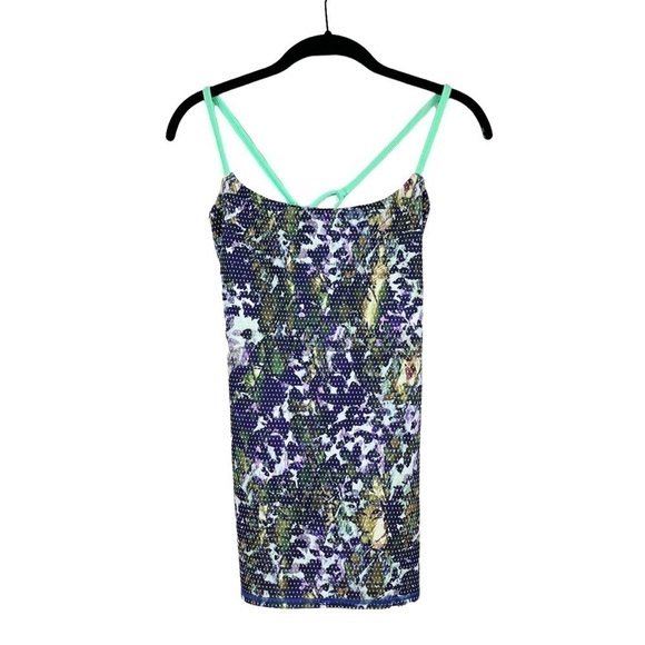 Lululemon Dancing Warrior Tank Floral Sport White Multi / Pistachio Top 
Size 6 - Picture 1 of 15